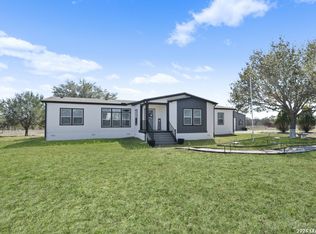 175 Ranch Country Dr, La Vernia, TX 78121