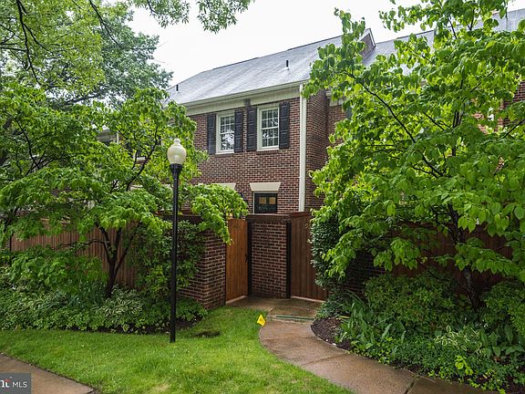 4th image of 1948 N Cleveland St #1