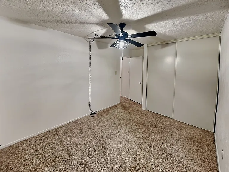 3800 Staghorn Cir S — Photo 14
