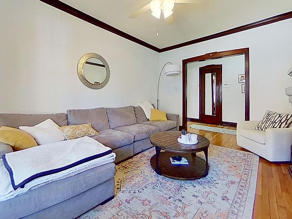 2nd image of 2834-40 N Mildred Ave #2834-1
