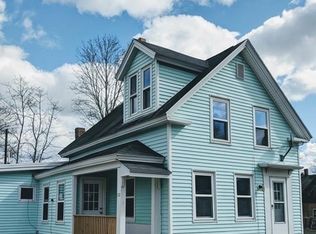 13 Leighton St, Pepperell, MA 01463