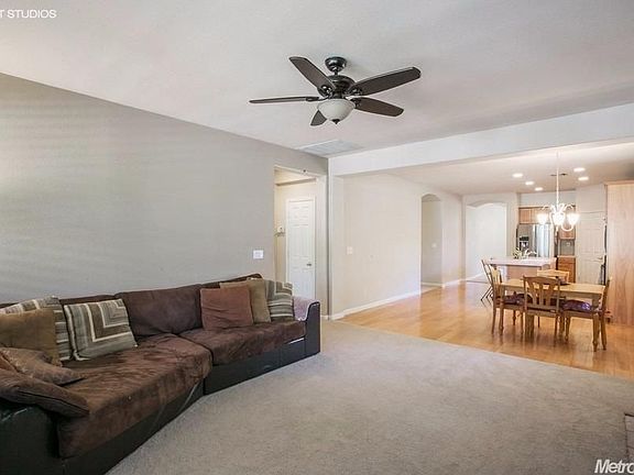 5th image of 1854 Glenmoore Ct