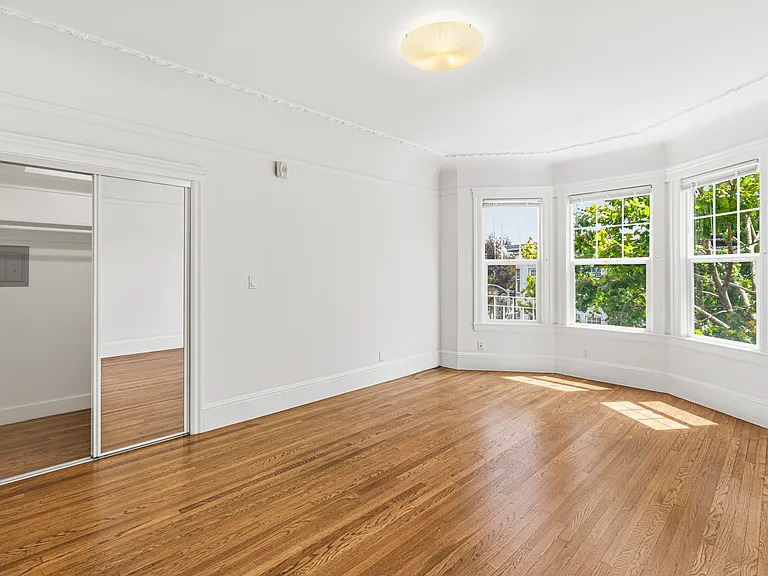 1801 Turk St #15 — Photo 2