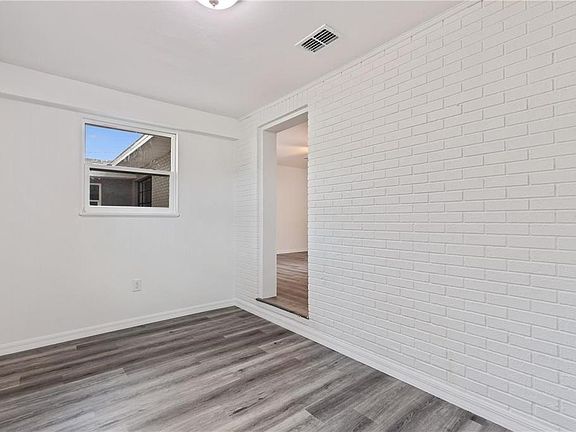 3rd image of 112 S Fern Rd #112