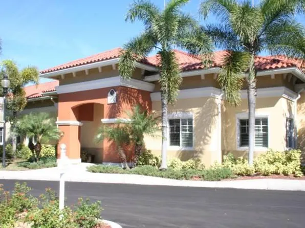 13131 Bella Casa Cir APT 2130, Fort Myers, FL 33966