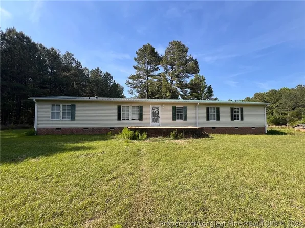 401 Nubbin Ridge Ln, Carthage, NC 28327