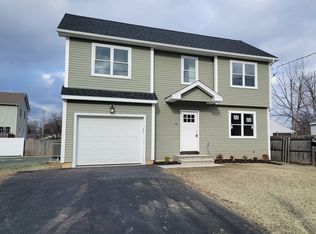 18 Harding St, Chicopee, MA 01013