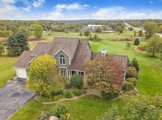 22431 Wagon Wheel Trl, Lakeville, MN 55044
