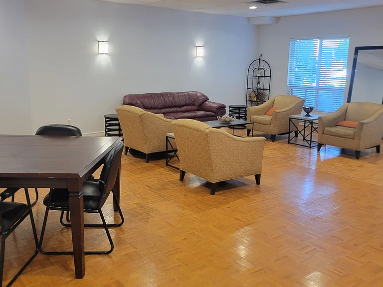 211 Randolph Rd #203 — Photo 14
