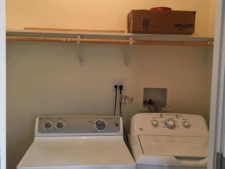 28 Leonard St #2 — Photo 13