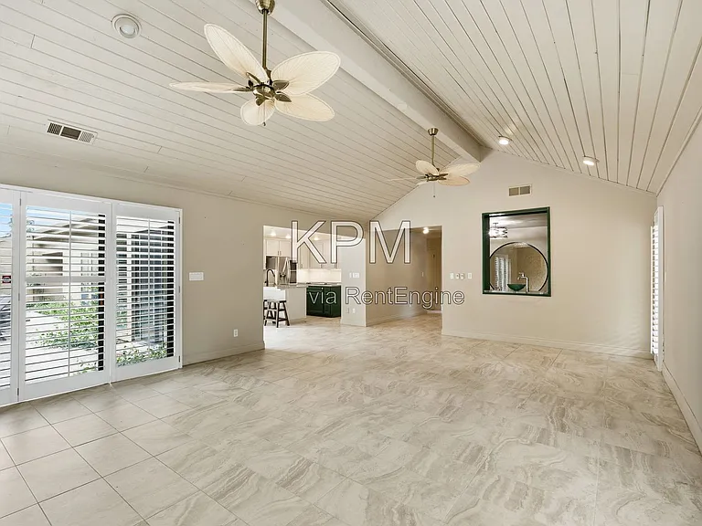 3342 Cove Cir — Photo 42