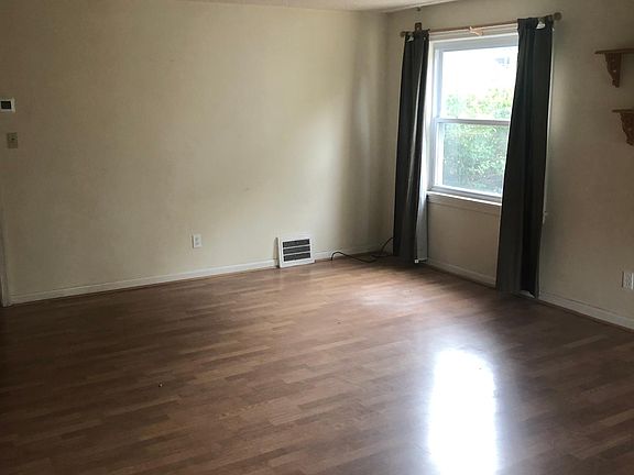 4th image of 1138 Cleveland Heights Blvd