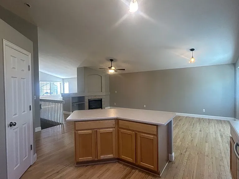 11248 W Progress Ave — Photo 12