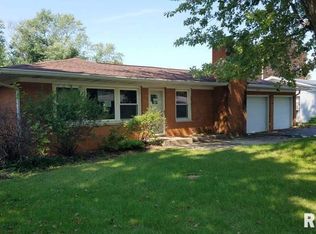 3913 15th St #C, Moline, IL 61265