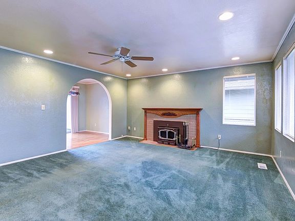 5th image of 1329 Cedar Ave