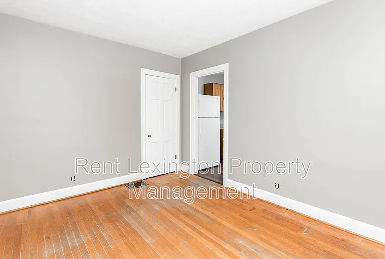 123 Barberry Ln — Photo 7
