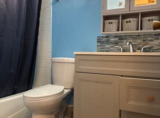 10326 Austin Ave APT 2N, Chicago Ridge, IL 60415