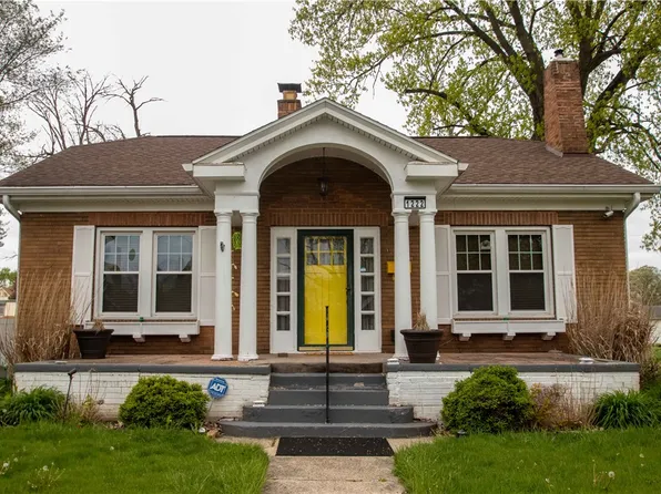 1222 Oak St, Danville, IL 61832