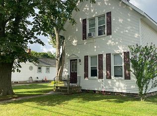 236 1st St, Harbor Beach, MI 48441