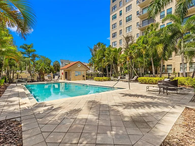 2109 Bayshore Blvd #503 — Photo 19