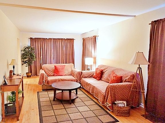 2nd image of 3311 Wilcox Ave