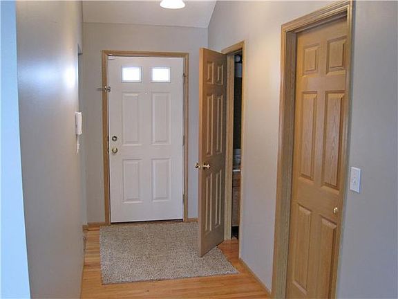 5th image of 8075 Willow Brook Crossing Dr