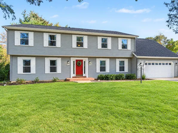 50928 Ridgeview Ln, Granger, IN 46530
