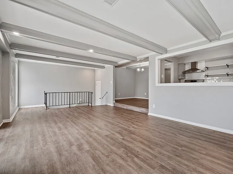 4608 Coleridge Street — Photo 4