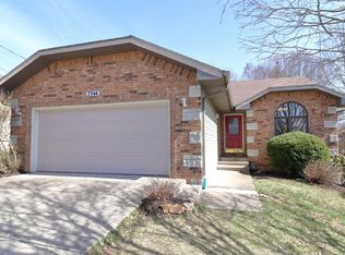 2944 E Lark St, Springfield, MO 65804