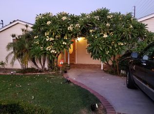 7102 Crebs Ave, Reseda, CA 91335