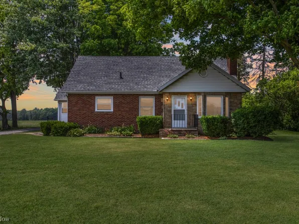 12933 Ravenna Ave NE, Hartville, OH 44632