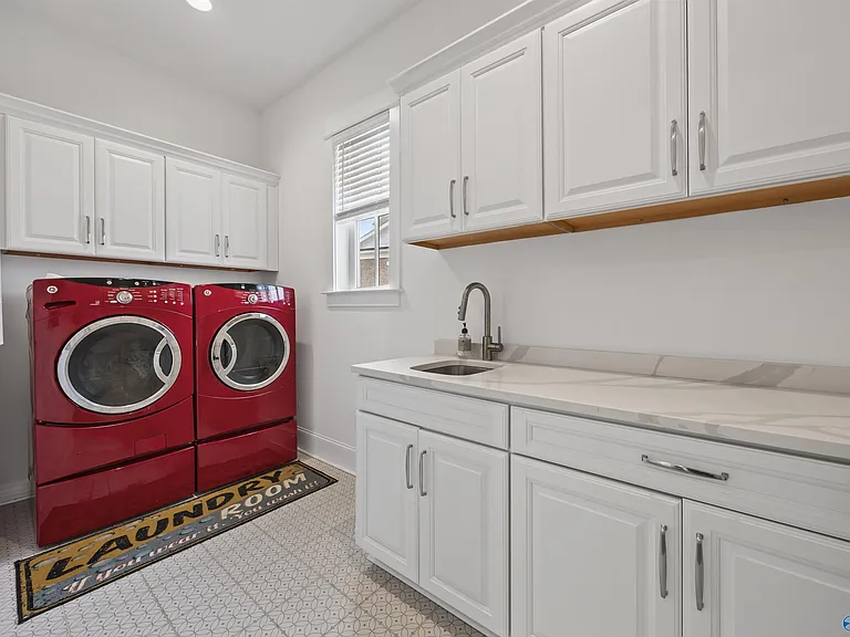 125 Bienville St — Photo 25