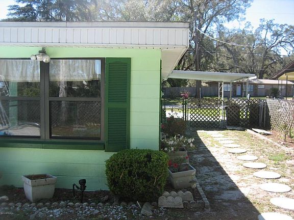 5th image of 413 Parkwood Dr