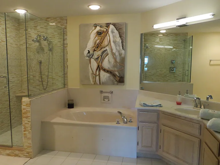8421 Abbington Cir #411 — Photo 12