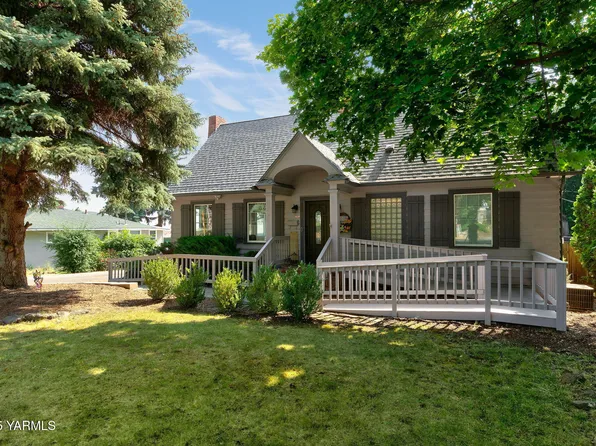 615 N 32nd Ave, Yakima, WA 98902