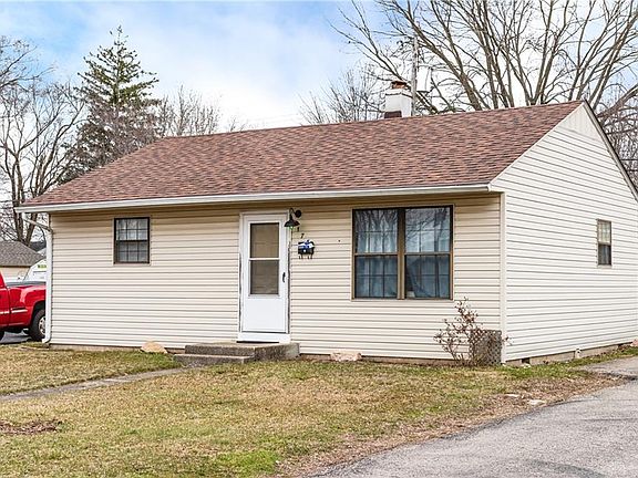 4th image of 173 Diana Ln N