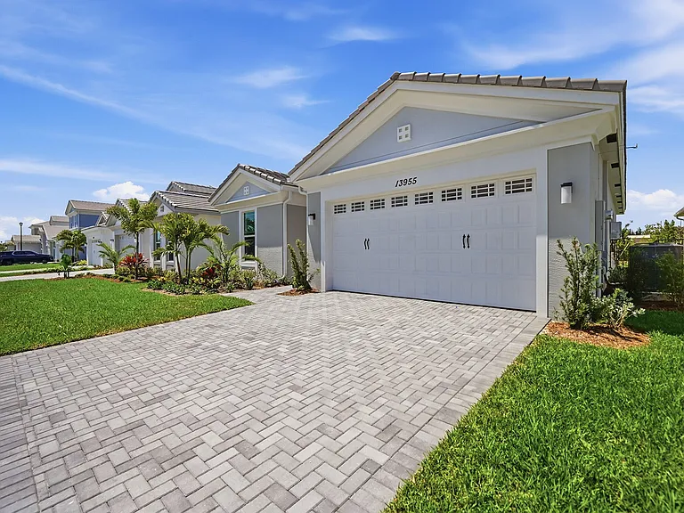 13955 Spruce Pine Dr — Photo 38