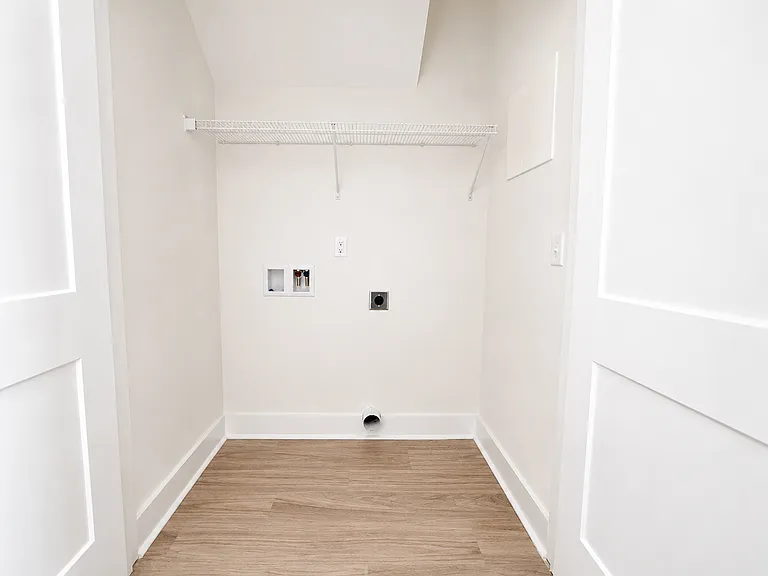 1389 Meridian St — Photo 30