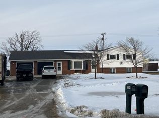 5594 Marlette Rd, Marlette, MI 48453