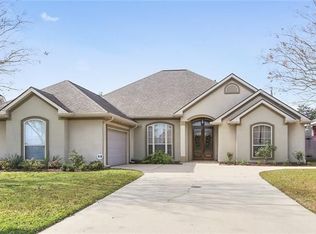 219 Rue Landry Dr, Saint Rose, LA 70087