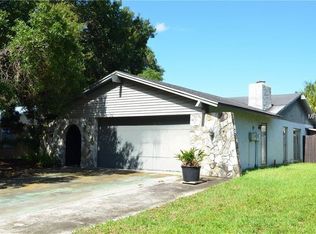 7414 Clearview Dr, Tampa, FL 33634