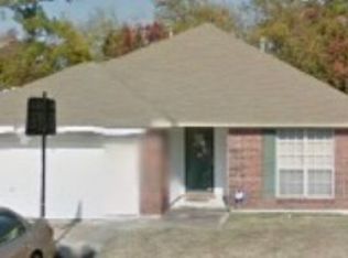 9280 Riggs St, Beaumont, TX 77707