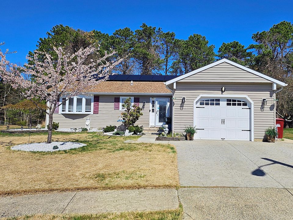 1st image of 9 Flamingo Way