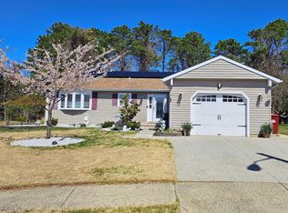9 Flamingo Way, Toms River, NJ