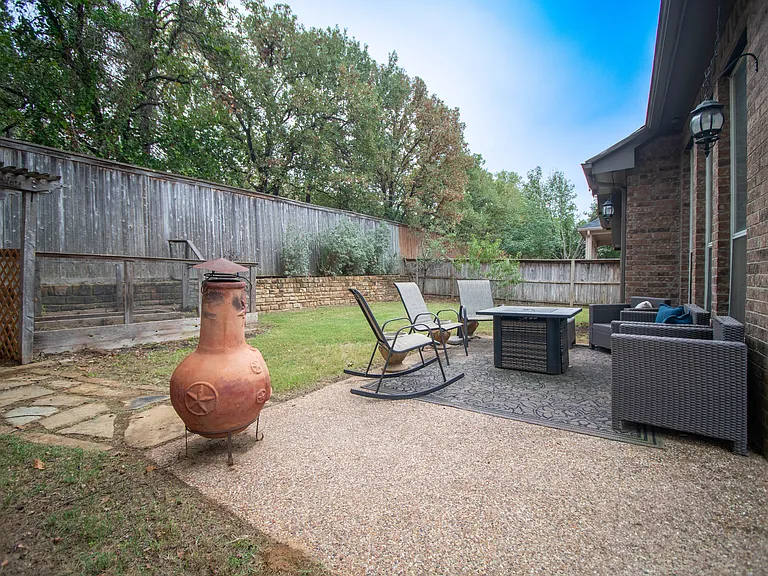 1580 Bonham Pkwy — Photo 35