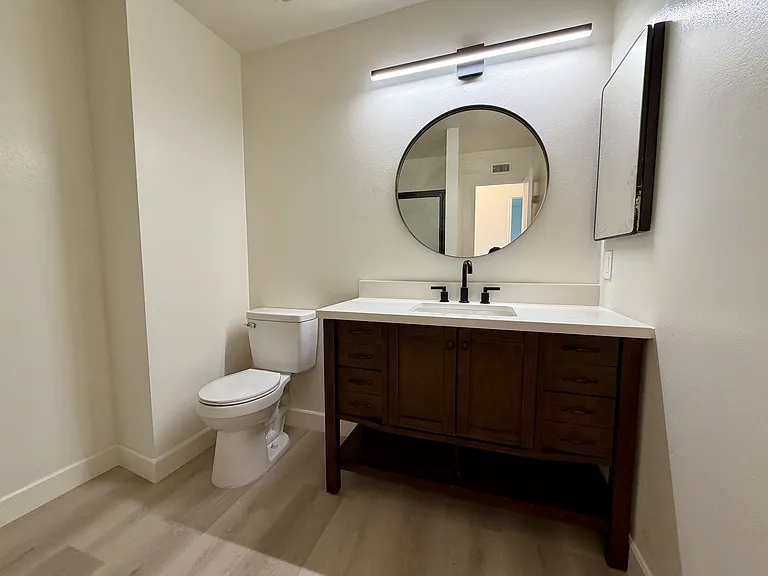 1715 Firvale Ave — Photo 10