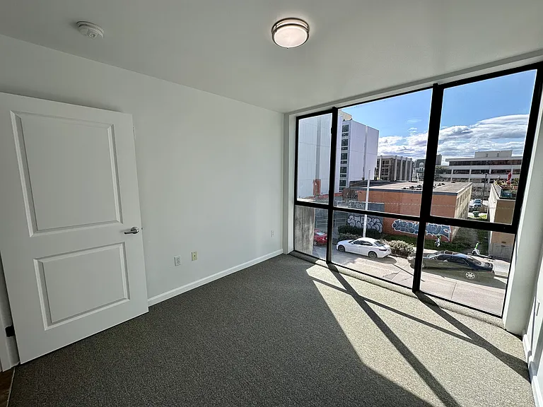 View 420 — Photo 40