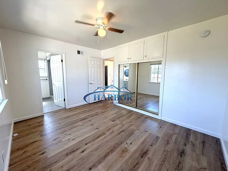 2028 Elberon St — Photo 15