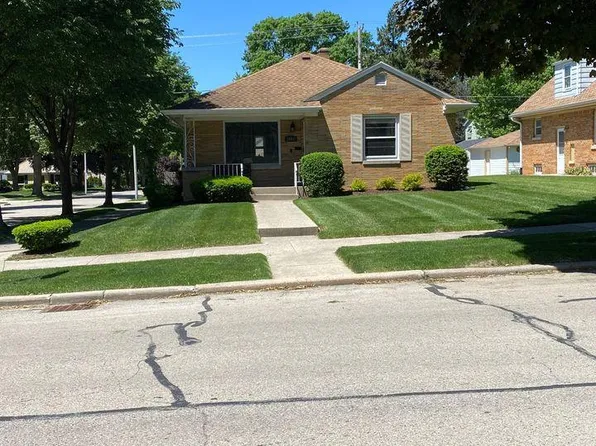 2801 N 89th St, Milwaukee, WI 53222