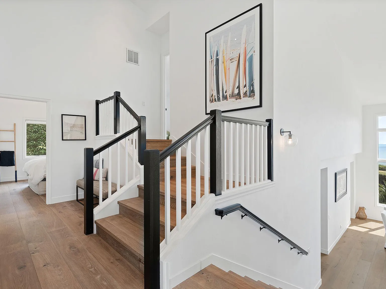 2 bed, 2.5 bath, 2428 sqft, $10,000 — Photo 3